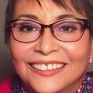 Meet your Posher, Elda